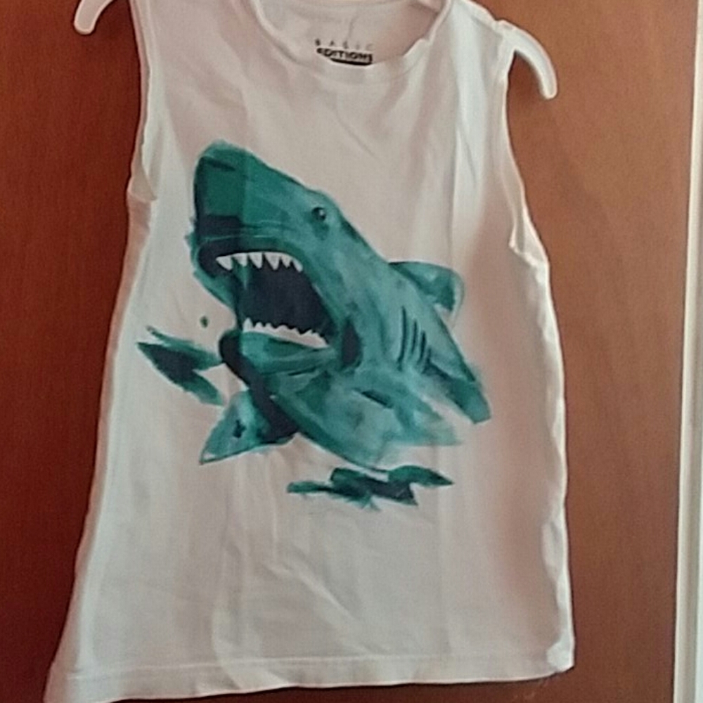 Boys Shark Tank Top Size 6-7